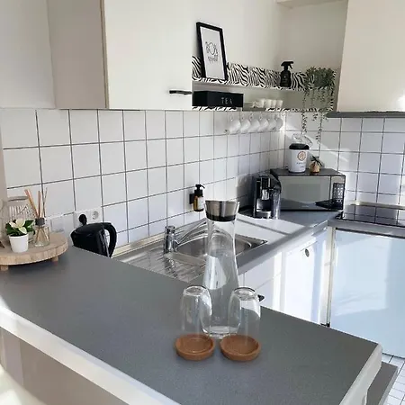 Zentral In Mohringen Apartment